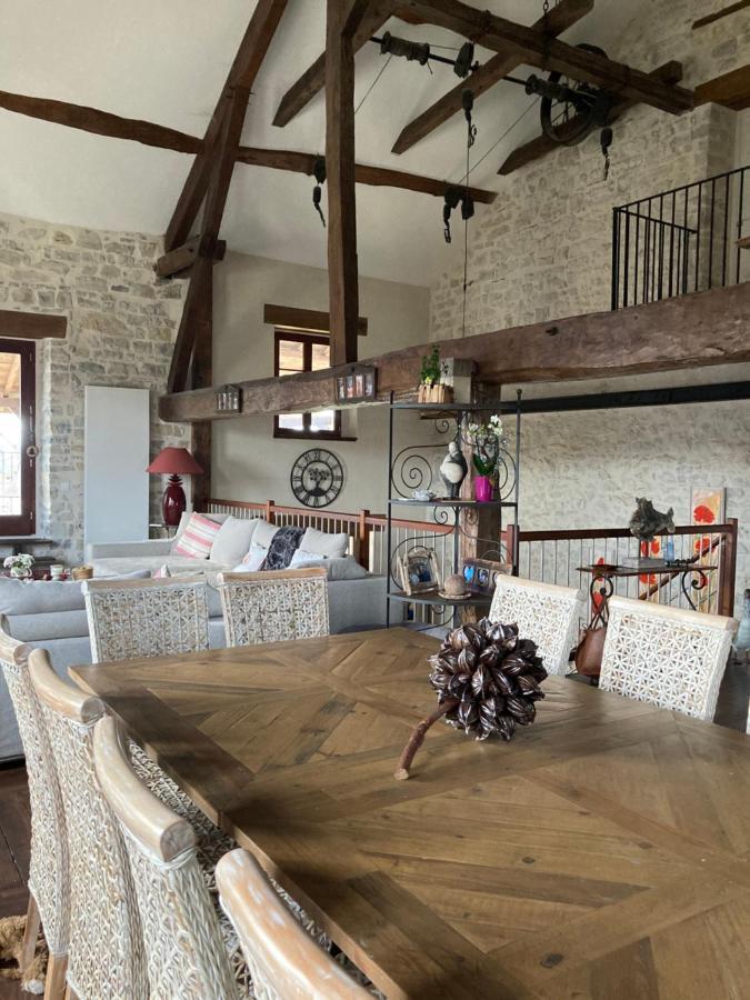 Le Clos Bo-M Marignieu Dış mekan fotoğraf